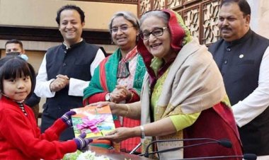 বিনামূল্যে বই বিতরণ কার্যক্রম উদ্বোধন করলেন প্রধানমন্ত্রী