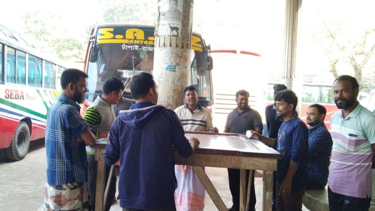ধর্মঘট নিয়ে কথা বলতে চান না পরিবহন শ্রমিকরা
