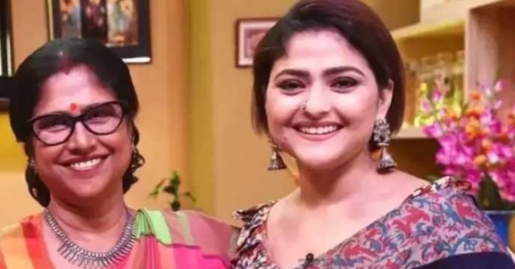 চিকিৎসায় গাফিলতি! বিস্ফোরক ঐন্দ্রিলার মা