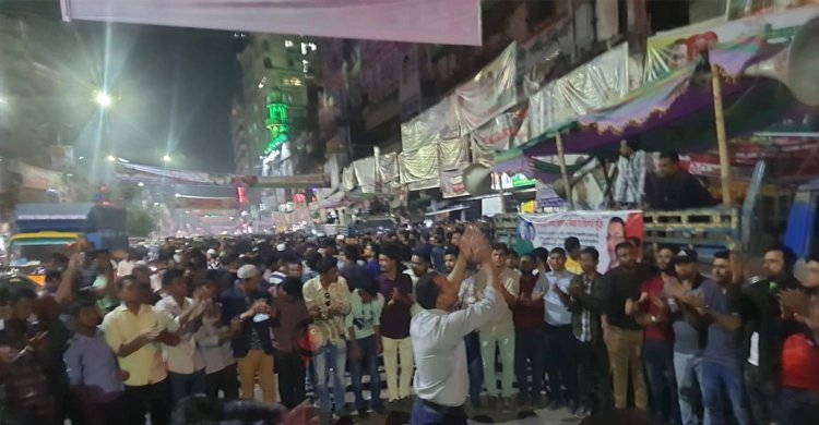 সমাবেশ সফলে নেতাকর্মীদের পদচারণায় সরগরম নয়াপল্টন
