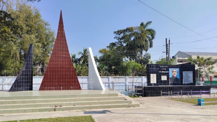 পটুয়াখালী মুক্ত দিবস আজ, মুক্তিযোদ্ধাদের ভয়ে পালিয়ে যায় হানাদাররা
