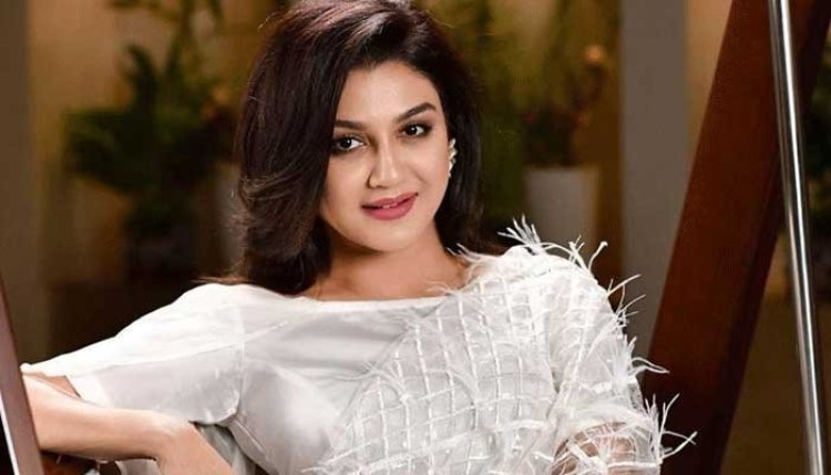 আবারও চলচ্চিত্র প্রতিযোগিতায় জয়া আহসান!