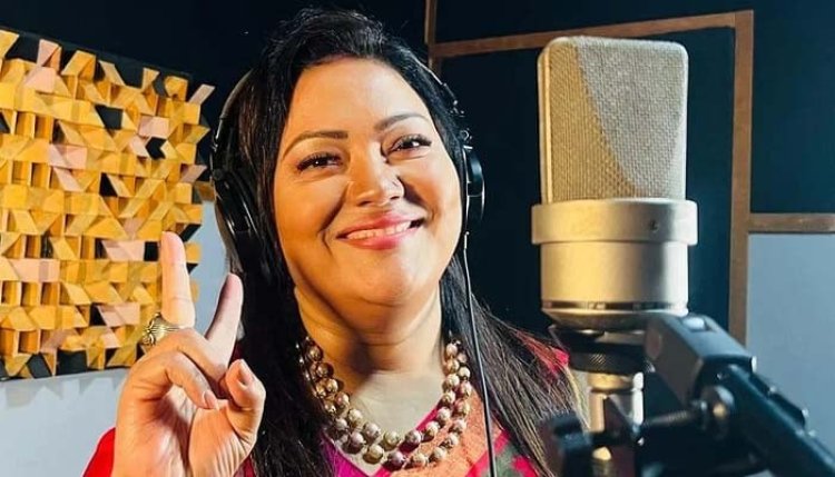 মেট্রোরেল নিয়ে মমতাজের গান