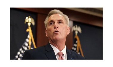 ম্যাকার্থিকে ডোবালেন ট্রাম্পপন্থীরা