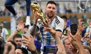 আগামী বিশ্বকাপে খেলতে পারে মেসি: স্কালোনি