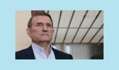 ইউক্রেনের বিরোধী নেতার নাগরিকত্ব বাতিল করলেন জেলেনস্কি