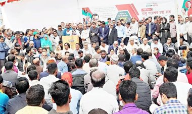 ‘অতীত কর্মকাণ্ডের জন্য মাফ চেয়ে জনতার কাতারে আসুন’