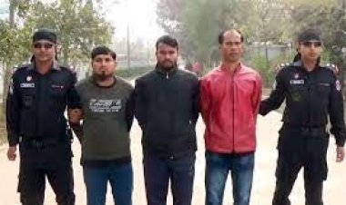 বাগেরহাটে বৃদ্ধকে কুপিয়ে হত্যা, পলাতক ৩ আসামি গ্রেফতার