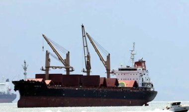 ভারতের বন্দরেও ভিড়তে পারেনি মার্কিন নিষেধাজ্ঞাভুক্ত সেই রুশ জাহাজ!