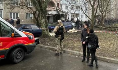 গাড়িচাপায় প্রাণ গেল ২ পথচারীর