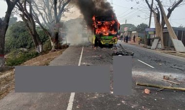 বাসের সঙ্গে মোটরসাইকেলের সংঘর্ষ, একই পরিবারের ৩ জন নিহত