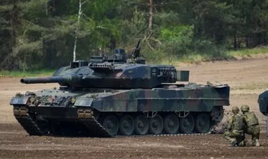 ইউক্রেনকে ১৪টি শক্তিশালী ট্যাংক দিচ্ছে জার্মানি