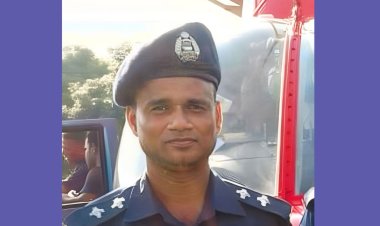  দুই মোটরসাইকেলের সংঘর্ষে প্রাণ গেল পুলিশ কর্মকর্তার