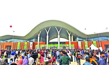  বাড়ছে না সময়, বাণিজ্য মেলার পর্দা নামছে মঙ্গলবার