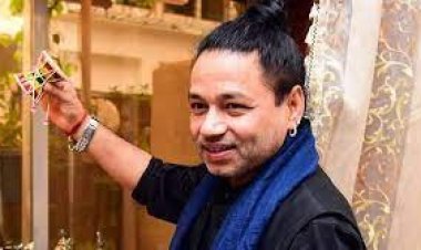  যে কারণে মঞ্চে আক্রমণের শিকার হলেন কৈলাশ