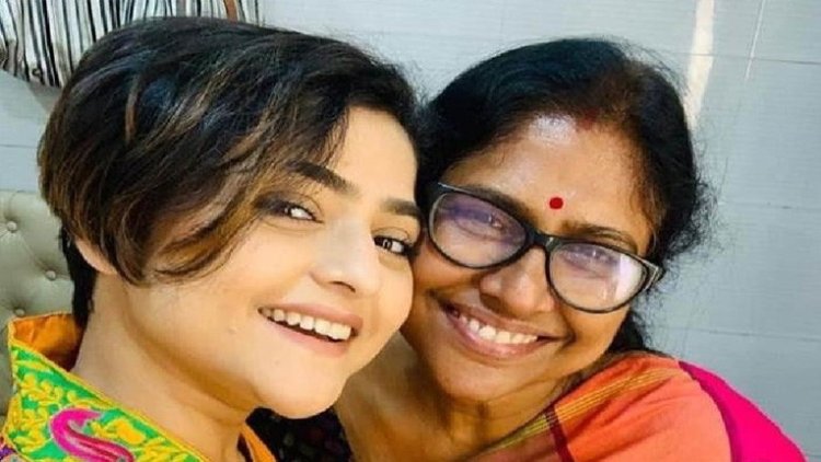 ঐন্দ্রিলার পর ক্যানসারে আক্রান্ত তার মা
