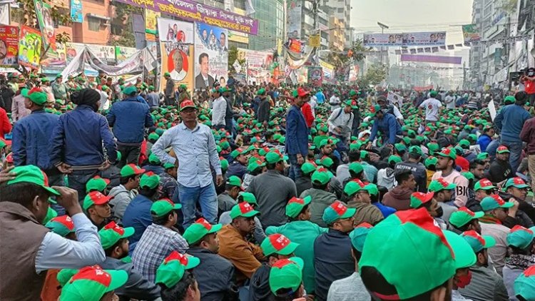 বিএনপির গণঅবস্থানে লোকারণ্য নয়াপল্টন