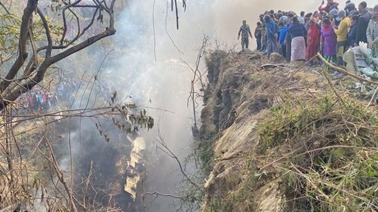 ৭২ আরোহী নিয়ে নেপালে বিমান বিধ্বস্ত