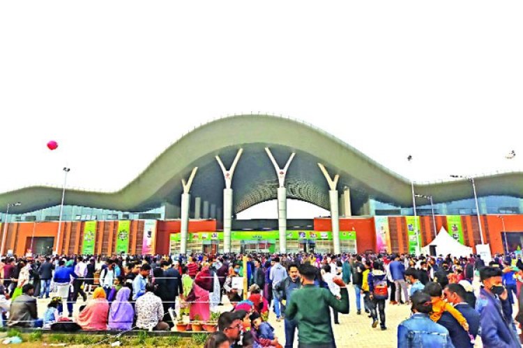 বাড়ছে না সময়, বাণিজ্য মেলার পর্দা নামছে মঙ্গলবার