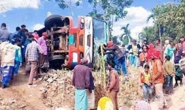 প্রাইভেট পড়তে যাওয়ার পথে প্রাণ গেলো চেয়ারম্যানের ছেলে-ভাতিজার