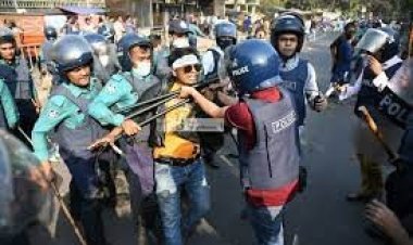 কিশোরগঞ্জে গণ-অধিকার পরিষদের মিছিলে পুলিশের বাধা