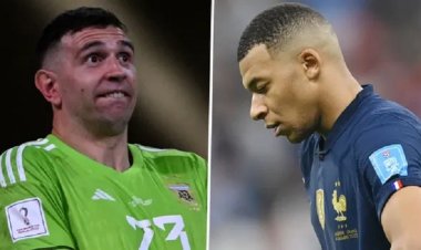 অবশেষে এমবাপ্পেকে নিয়ে উপহাসের ব্যাখ্যা দিলেন মার্টিনেজ