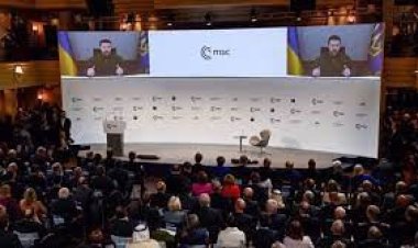 জার্মানির নিরাপত্তা সম্মেলনে আরও অস্ত্র চাইলেন জেলেনস্কি