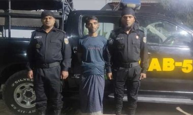 রাজশাহীতে বিদেশি পিস্তলসহ যুবক গ্রেপ্তার