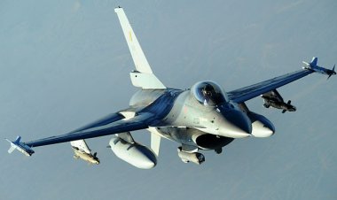 এফ-১৬ যুদ্ধ বিমান পাচ্ছে ইউক্রেন!