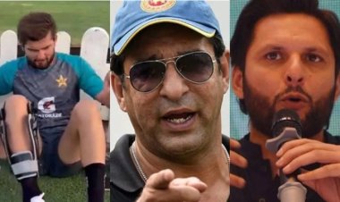 শাহিনকে ওয়াসিম আকরামের মতো বল করতে বললেন আফ্রিদি