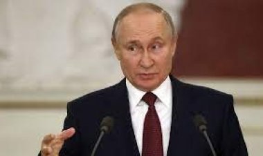 পারমাণবিক বাহিনীকে শক্তিশালী করার হুমকি পুতিনের