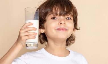 ওজন কমানোর জন্য কি দুধ খাওয়া ছেড়ে দিতে হবে?