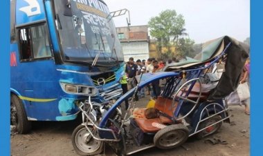 রামুতে বাস-ইজিবাইকের সংঘর্ষে নিহত ১, আহত ৮