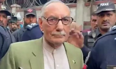 ষড়যন্ত্রের অভিযোগে পাকিস্তানে সাবেক তিন তারকা জেনারেল গ্রেপ্তার