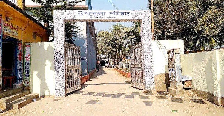 টঙ্গীবাড়ীতে উপনির্বাচনে নৌকা ছাড়া বাকি প্রার্থীদের মনোনয়ন বাতিল