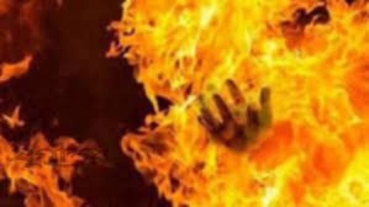 গ্যাস লিকেজ থেকে বিস্ফোরণে মা ও দুই মেয়ে দগ্ধ