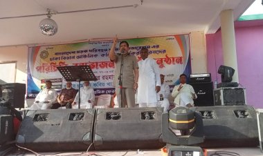 বর্তমান সরকার শ্রমিকদের ২০ ভাগ মর্যাদাও রক্ষা করেনি