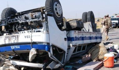 পাকিস্তানে বোমা হামলায় ৯ পুলিশ নিহত