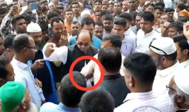 ব্যানারে ‘জয় বাংলা’ না লেখায় দেবীগঞ্জের ইউএনও লাঞ্ছিত