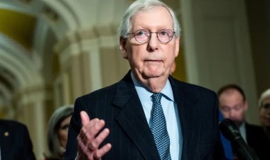 পড়ে গিয়ে হাসপাতালে ভর্তি মার্কিন সিনেটর মিচ ম্যাককনেল