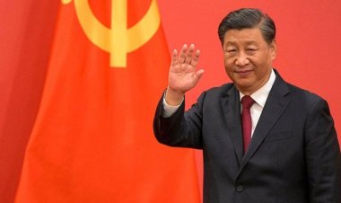 তৃতীয় মেয়াদের জন্য চীনের প্রেসিডেন্ট হলেন শি জিনপিং