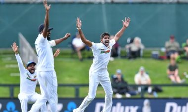 বিপদে নিউজিল্যান্ড, স্বস্তিতে শ্রীলঙ্কা