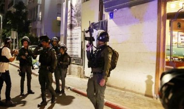 ফিলিস্তিনিদের হত্যার প্রতিশোধ নিতে তেলআবিবে বন্দুক হামলা