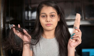  চুল পড়া বন্ধ করতে যে ৭ খাবার এড়িয়ে চলবেন