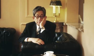 নোবেলজয়ী সাহিত্যিক কেনজাবুরো ওয়ে আর নেই