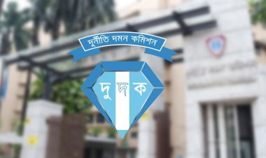 ২.৮১ কোটি টাকার সম্পদে ফাঁসলেন ফার্মাসিস্ট ও তার স্ত্রী