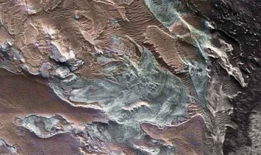 মঙ্গলগ্রহে মিলল লুপ্তপ্রায় প্রাচীন হিমবাহের সন্ধান