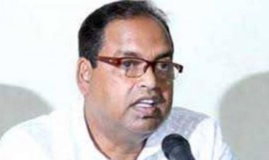 দেশ অশান্তিতে ভাসছে :দুদু