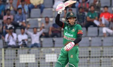 রেকর্ড সেঞ্চুরিতে সেরা বিশে মুশফিক, অবনতি তামিমের