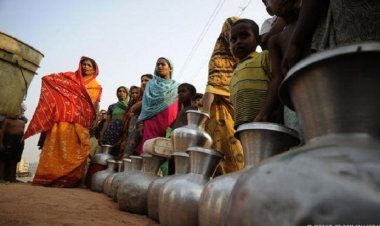 মোংলায় বিশ্ব পানি দিবসে বক্তারা  উপকূলের চারিদিকে পানি থৈ থৈ করলেও নিরাপদ খাবার পানির সংকট